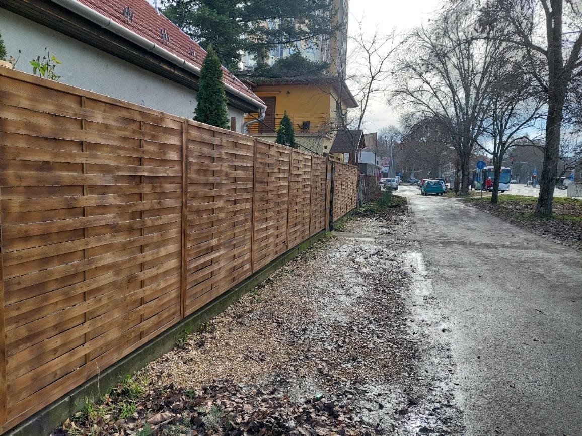 Ujszeged Apartman ภายนอก รูปภาพ