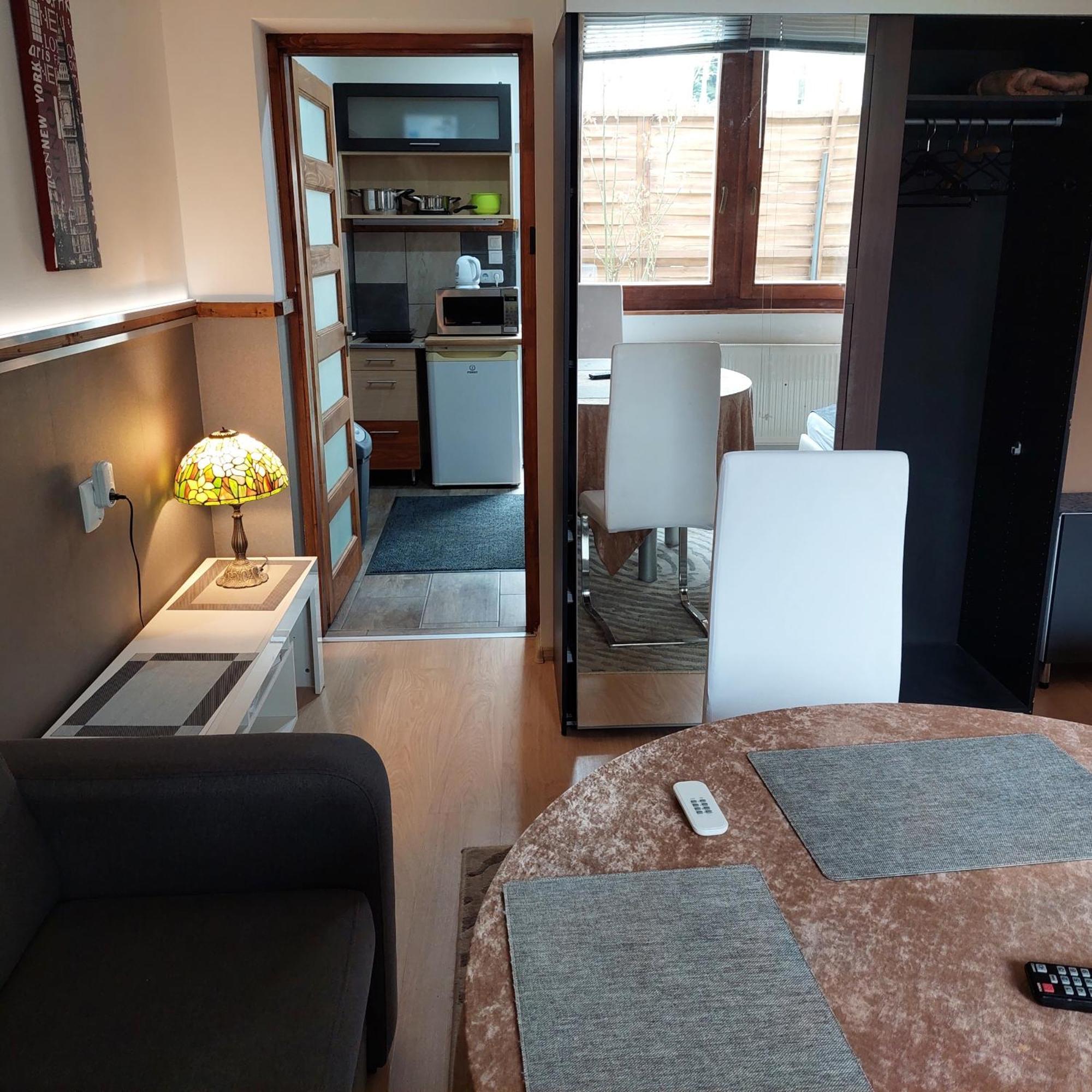 Ujszeged Apartman ภายนอก รูปภาพ