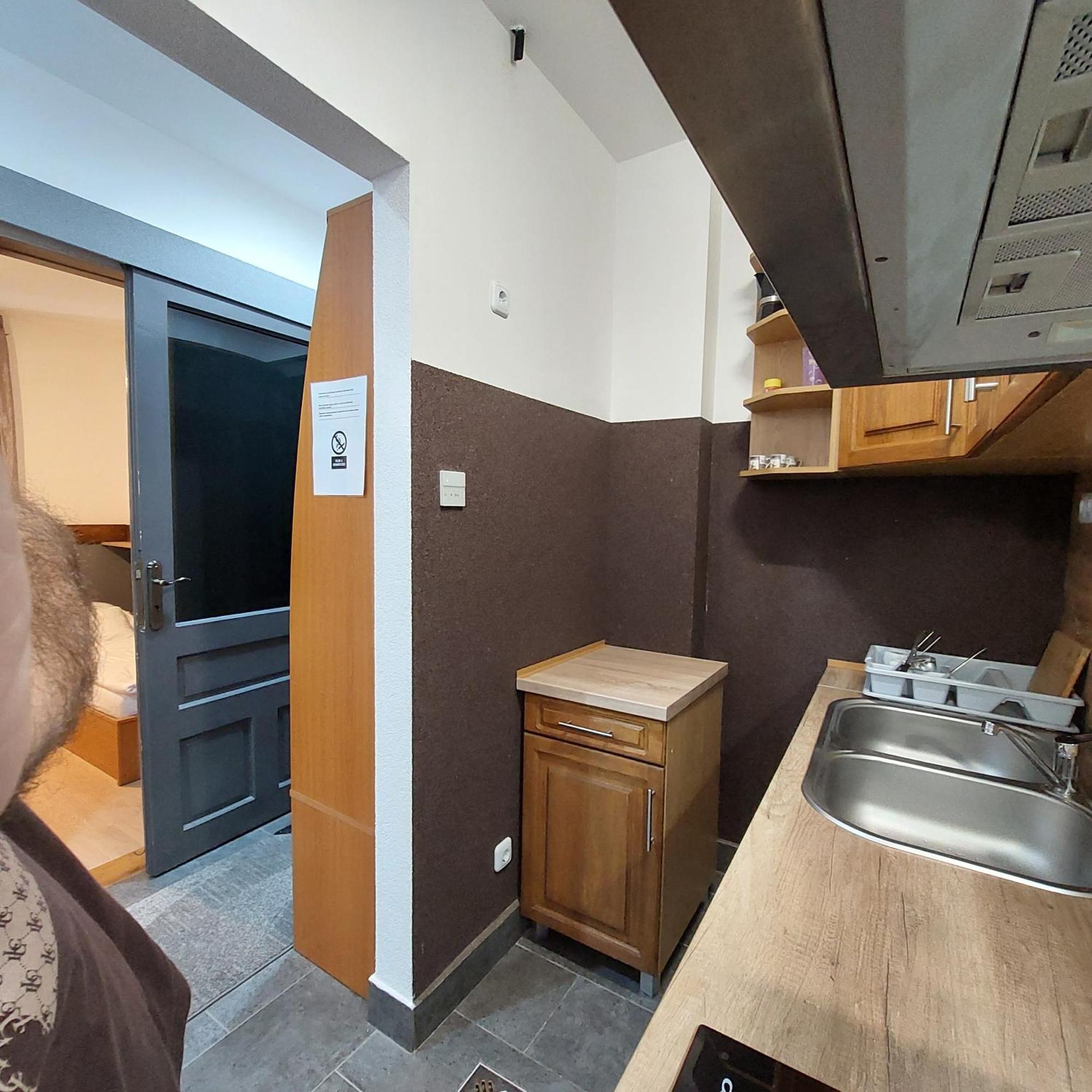 Ujszeged Apartman ภายนอก รูปภาพ