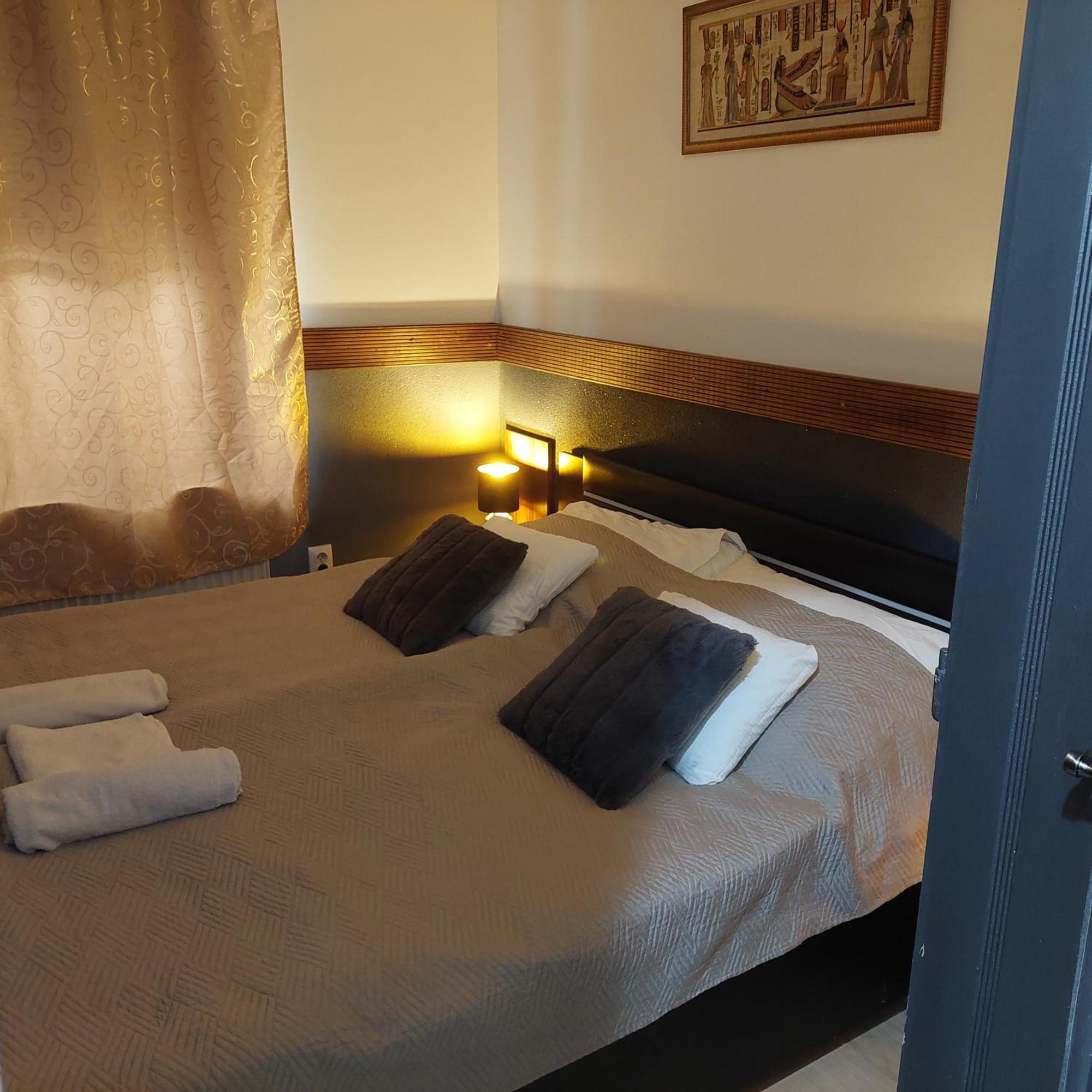Ujszeged Apartman ภายนอก รูปภาพ