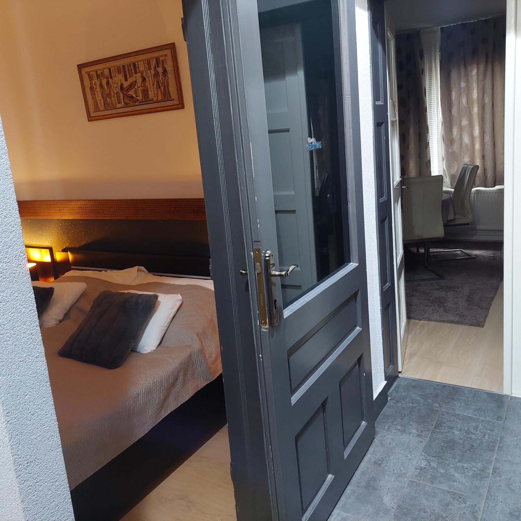Ujszeged Apartman ภายนอก รูปภาพ